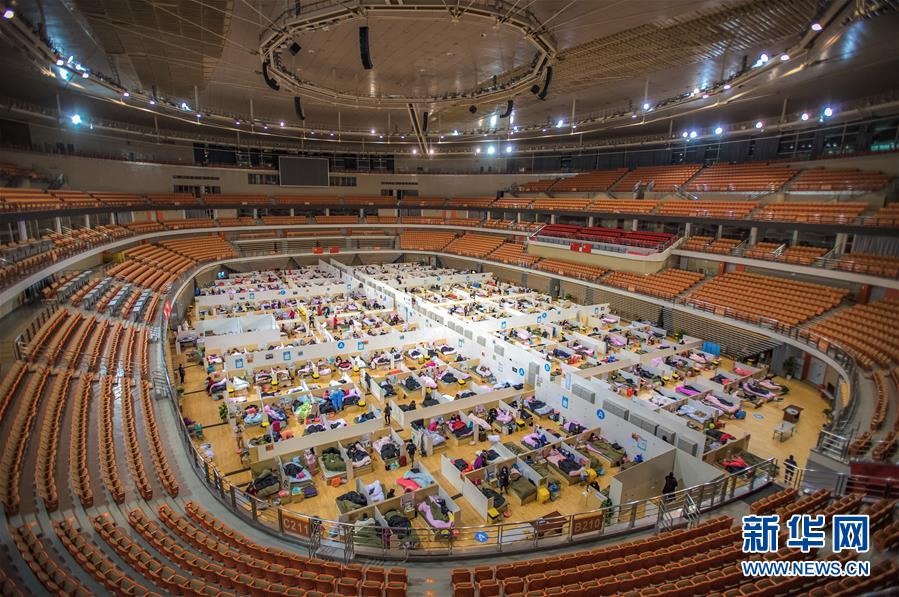 (新華全媒頭條·圖文互動)(7)同舟共濟(jì)戰(zhàn)“疫”記——中國抗擊新冠肺炎疫情全紀(jì)實(shí)