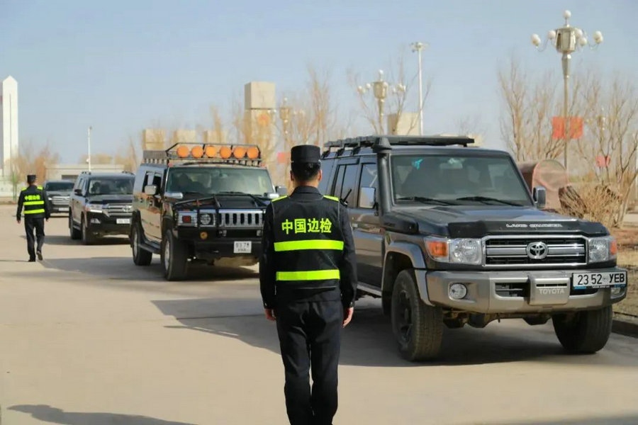 1711009064839937.jpg 2 (1).jpg