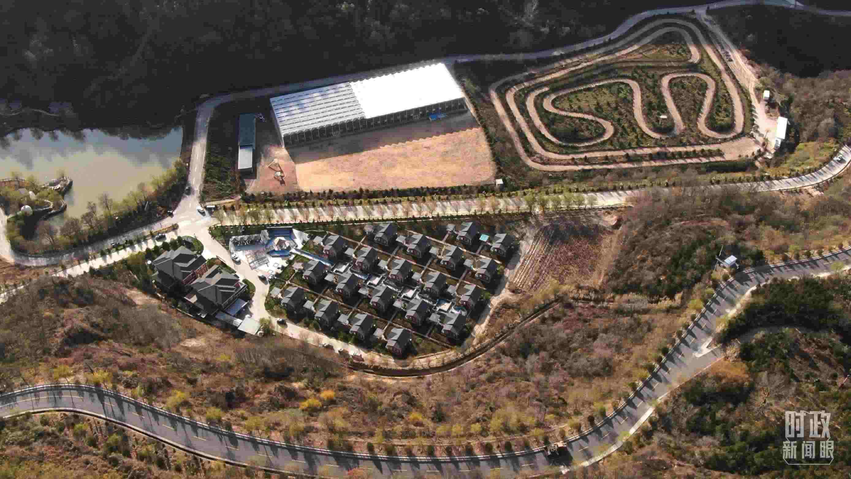 △延安市安塞區(qū)高橋鎮(zhèn)南溝村。2022年10月，總書(shū)記曾到這里考察調(diào)研。（總臺(tái)記者劉海濤、錢金庫(kù)拍攝）