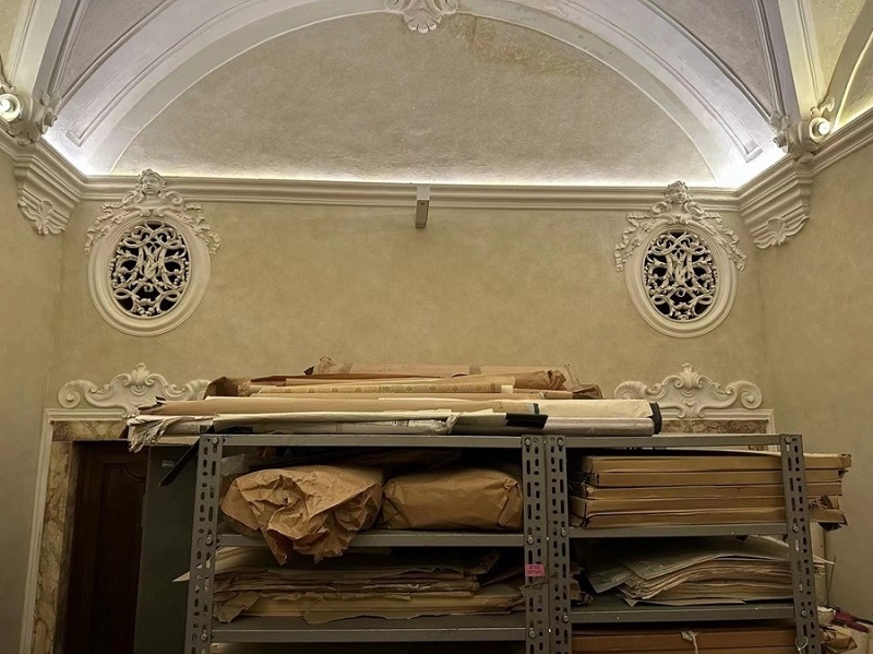 美第奇洛倫佐圖書館保存古籍。中藝國際供圖