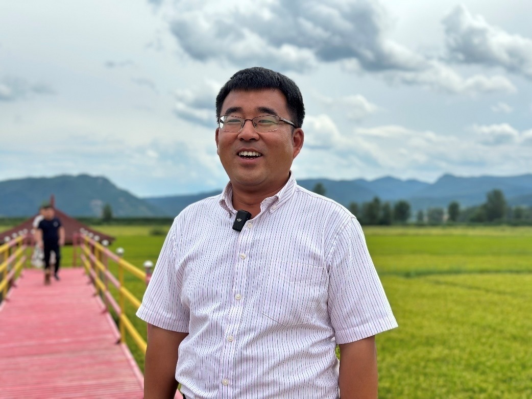 和龍市東城鎮(zhèn)光東村村書記金憲。人民網(wǎng)記者 金洪花 攝