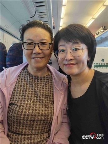 （呼群、寶力母女 受訪者供圖）