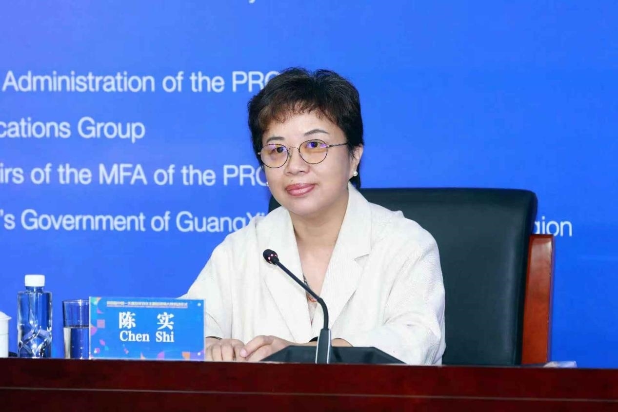 陳實主持嘉賓致辭環(huán)節(jié)。中國駐東盟使團供圖