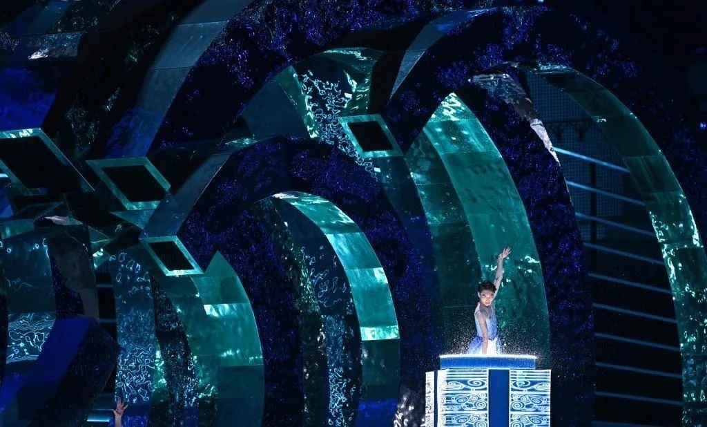 △9月23日，杭州第19屆亞洲運動會開幕式迎賓表演《水潤秋輝》。