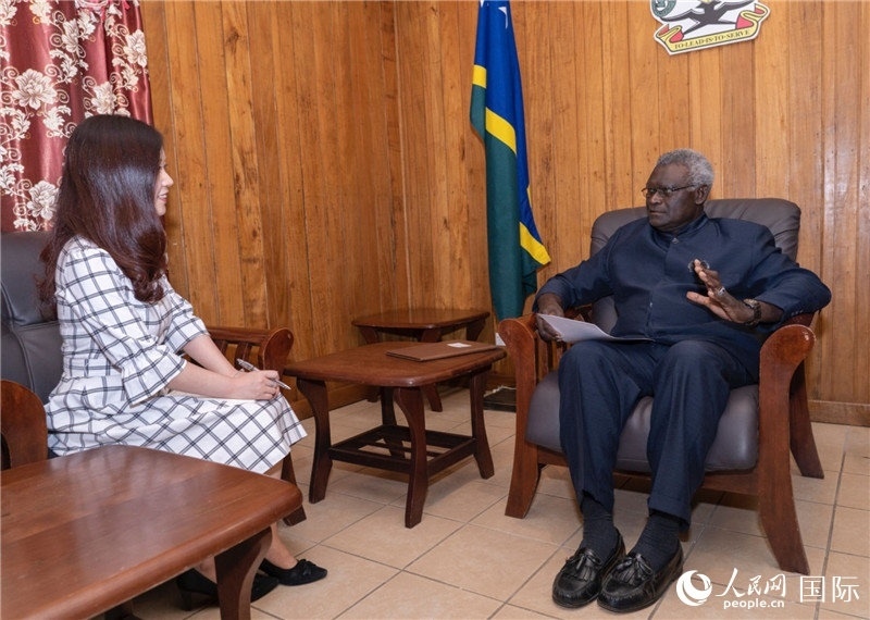 2023年9月14日，所羅門群島總理梅納西·索加瓦雷在首都霍尼亞拉接受人民網(wǎng)記者專訪。人民網(wǎng) 賀吉攝