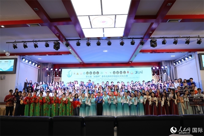 獲獎選手合影。人民網(wǎng)記者 孫廣勇攝