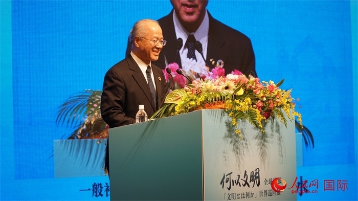 日本日中協(xié)會(huì)理事長(zhǎng)瀨野清水致辭。人民網(wǎng) 蔣曉辰攝