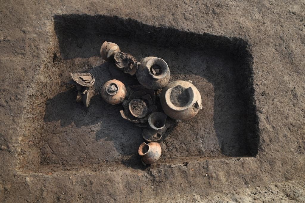 汶溪遺址河姆渡文化晚期墓葬。寧波市文化遺產(chǎn)管理研究院供圖