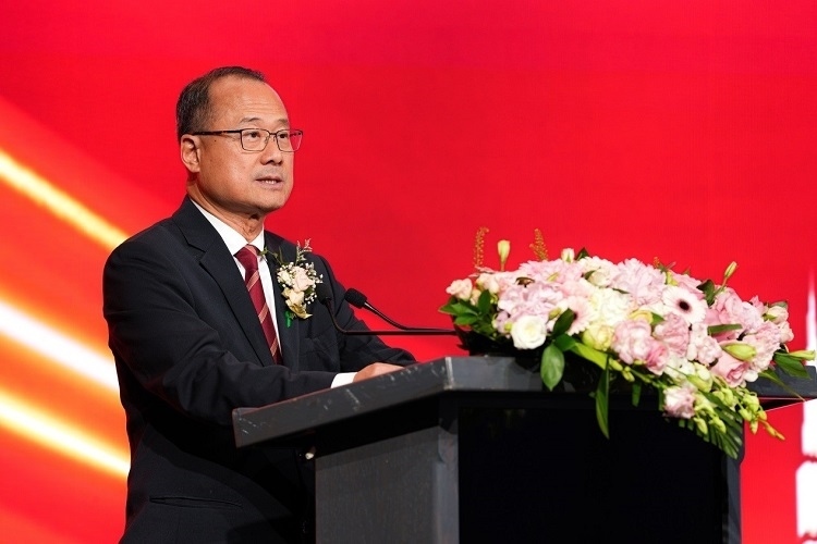 第十四屆全國政協(xié)常委、香港中華總商會會長蔡冠深致辭。阿聯(lián)酋中華工商總會供圖