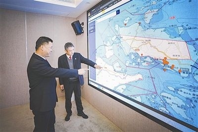 圖③：法官為涉案船舶尋找安全的錨泊地點。