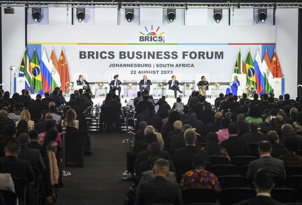 這是2023年8月22日在南非約翰內(nèi)斯堡拍攝的金磚國(guó)家工商論壇現(xiàn)場(chǎng)。新華社記者 李亞輝 攝
