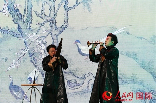 嗩吶表演《百鳥朝鳳》。人民網(wǎng) 許可攝