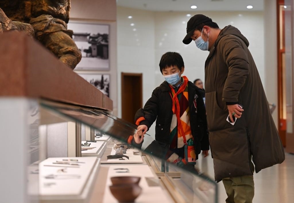 2024年1月29日，市民在平津戰(zhàn)役紀(jì)念館參觀。