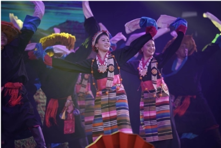 圖為2024“歡樂春節(jié)”中泰互致新春賀辭活動(dòng)現(xiàn)場。 中國駐泰國大使館文化處供圖