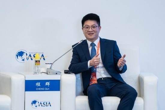 3月27日，猿輔導(dǎo)集團副總裁、人工智能研究院院長程群在分論壇上發(fā)言。新華社記者 曹夢瑤 攝