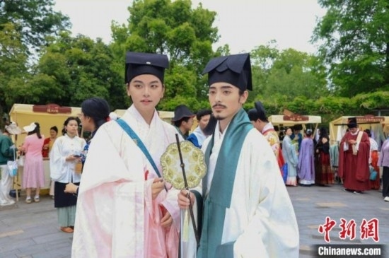 活動(dòng)現(xiàn)場(chǎng)。中國(guó)絲綢博物館 供圖