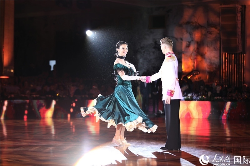 第五屆“克里姆林宮杯”國(guó)標(biāo)舞錦標(biāo)賽現(xiàn)場(chǎng)。于子恒攝