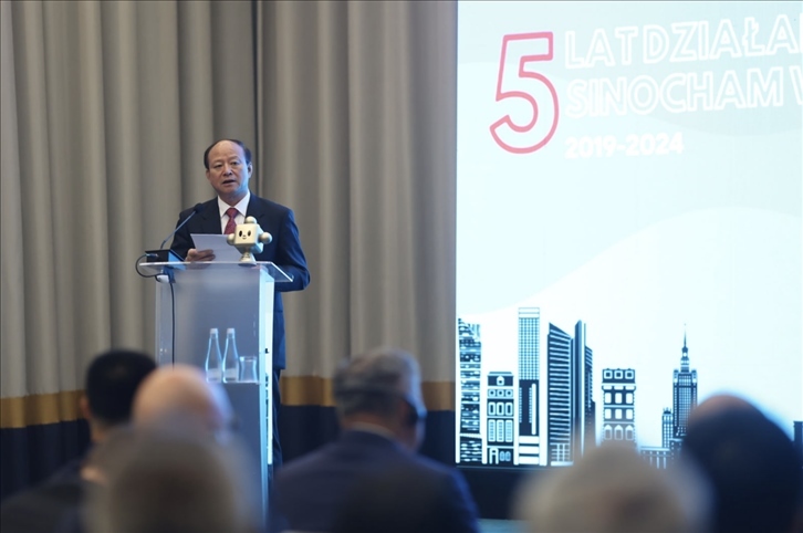 中國(guó)貿(mào)促會(huì)副會(huì)長(zhǎng)陳建安致辭。中國(guó)貿(mào)促會(huì)駐波蘭代表處供圖