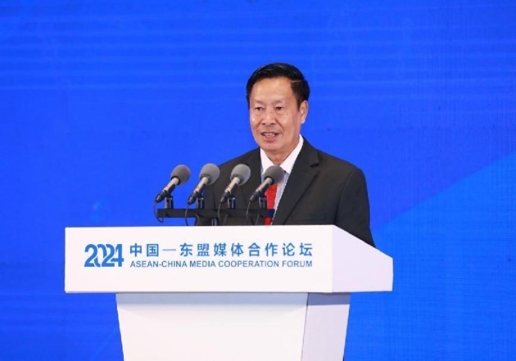 坡西·喬馬尼馮致辭。中國外文局供圖