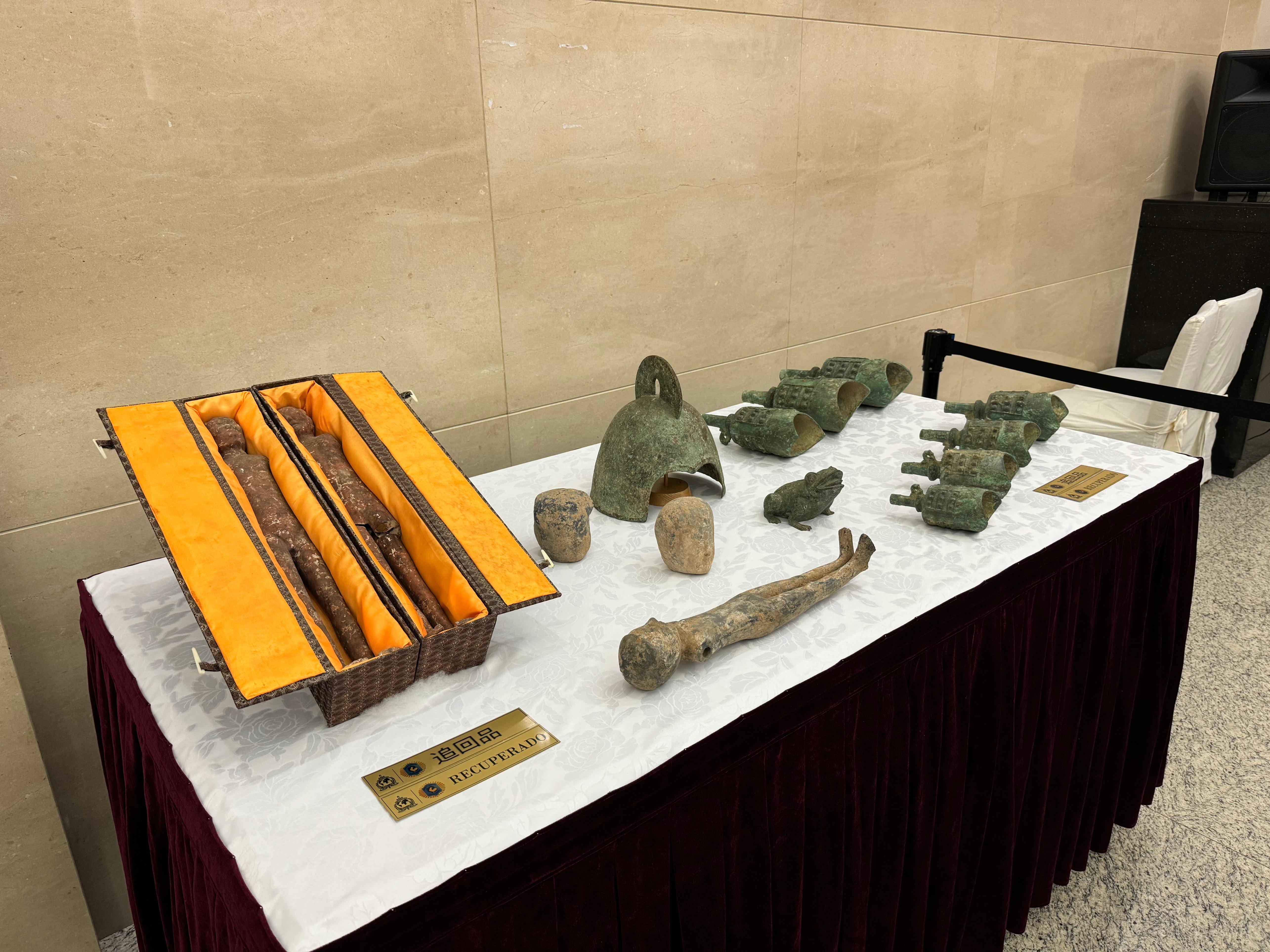 阿根廷返還的14件文物藝術(shù)品。國家文物局供圖