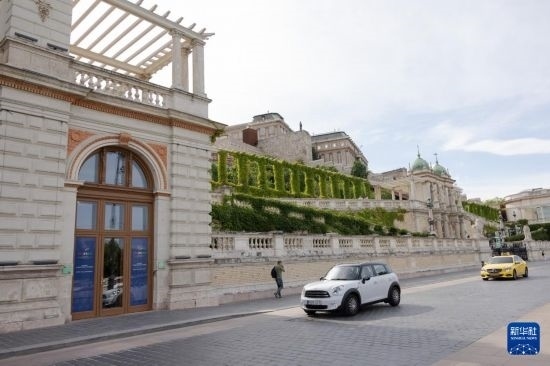 這是7月1日在匈牙利布達佩斯拍攝的匈牙利作為歐盟輪值主席國舉辦系列活動的場地外景。新華社發(fā)（弗爾季·奧蒂洛攝）