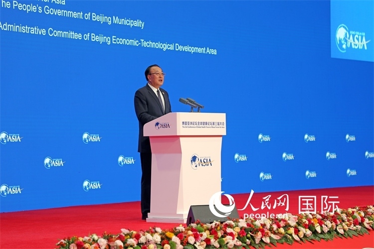 博鰲亞洲論壇秘書(shū)長(zhǎng)張軍在開(kāi)幕式上致辭。人民網(wǎng)記者趙益普攝