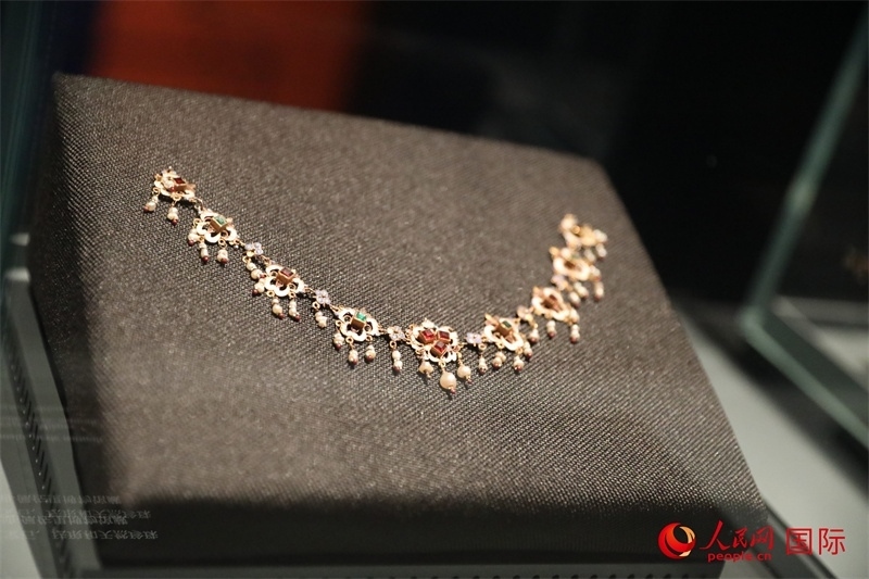 展覽“傳奇之旅：馬可·波羅與絲綢之路上的世界”展品。人民網(wǎng) 殷韜攝