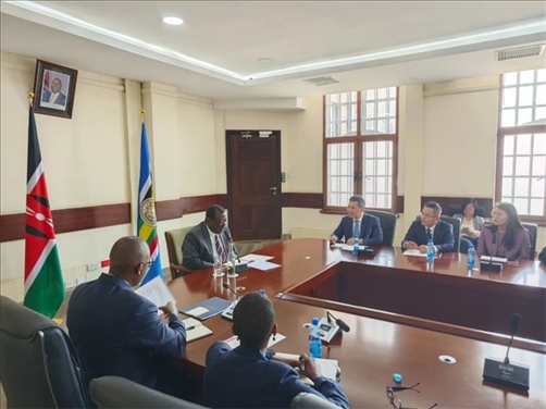 （座談會現(xiàn)場。駐肯使館供圖）