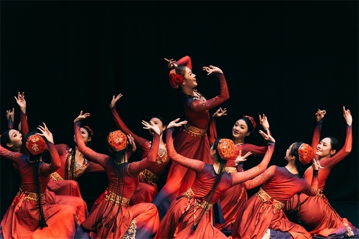 《長城魂》中的民族舞蹈表演。主辦方供圖