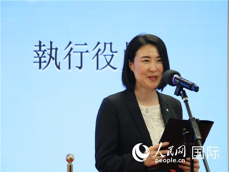 日本航空株式會社執(zhí)行役員西原口香織致辭。人民網(wǎng) 許可攝