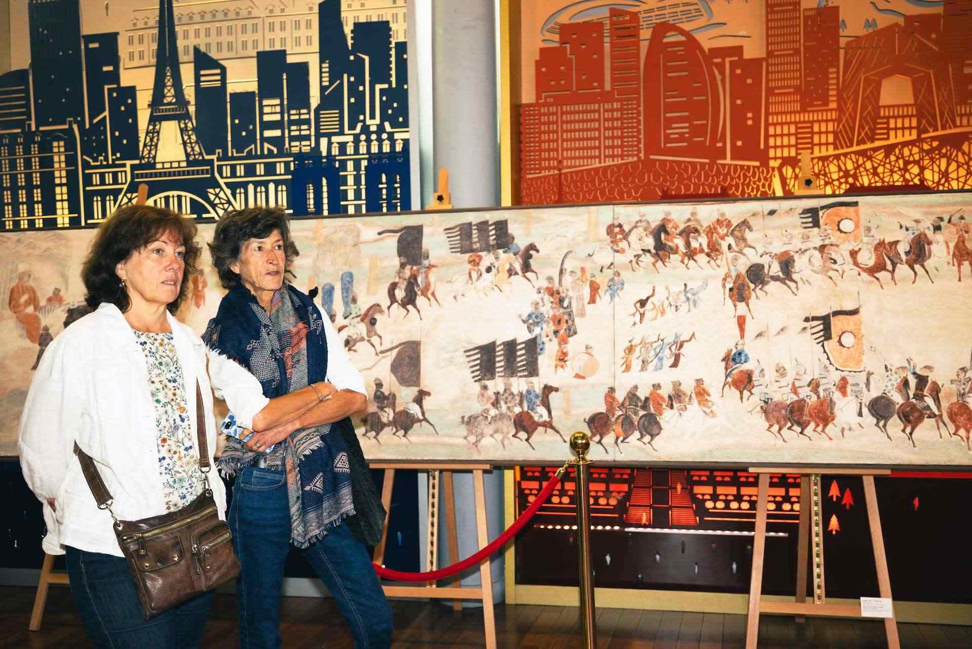 “絲路丹青——絲綢之路沿線壁畫傳摹展”在巴黎中國文化中心隆重開幕。中國藝術研究院供圖