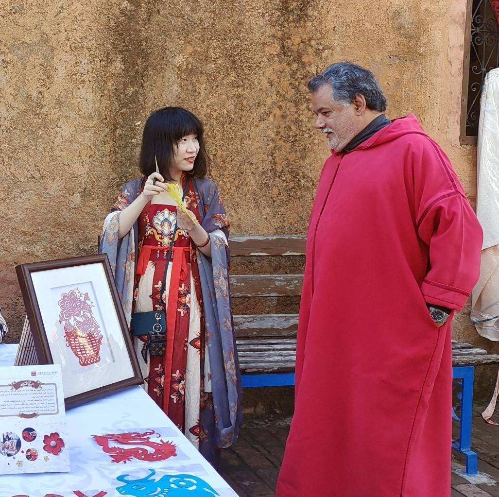 中國文化產(chǎn)品介紹。拉巴特中國文化中心供圖