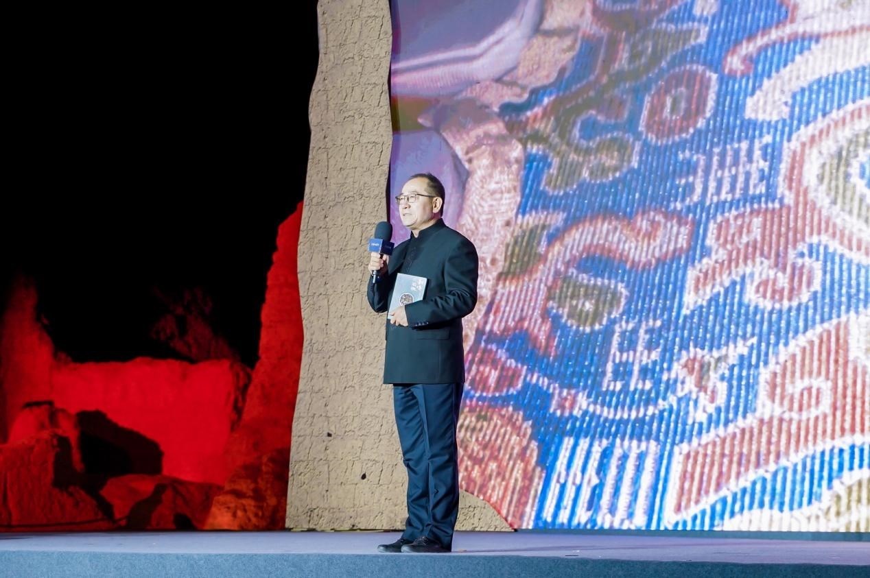 于志勇在“何以中國·五星出東方”網絡主題宣傳活動現場演講。人民視頻供圖