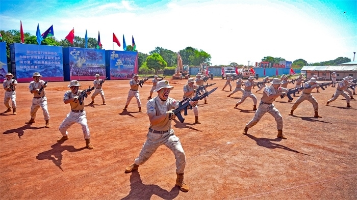 刺殺操表演。王軍杰攝