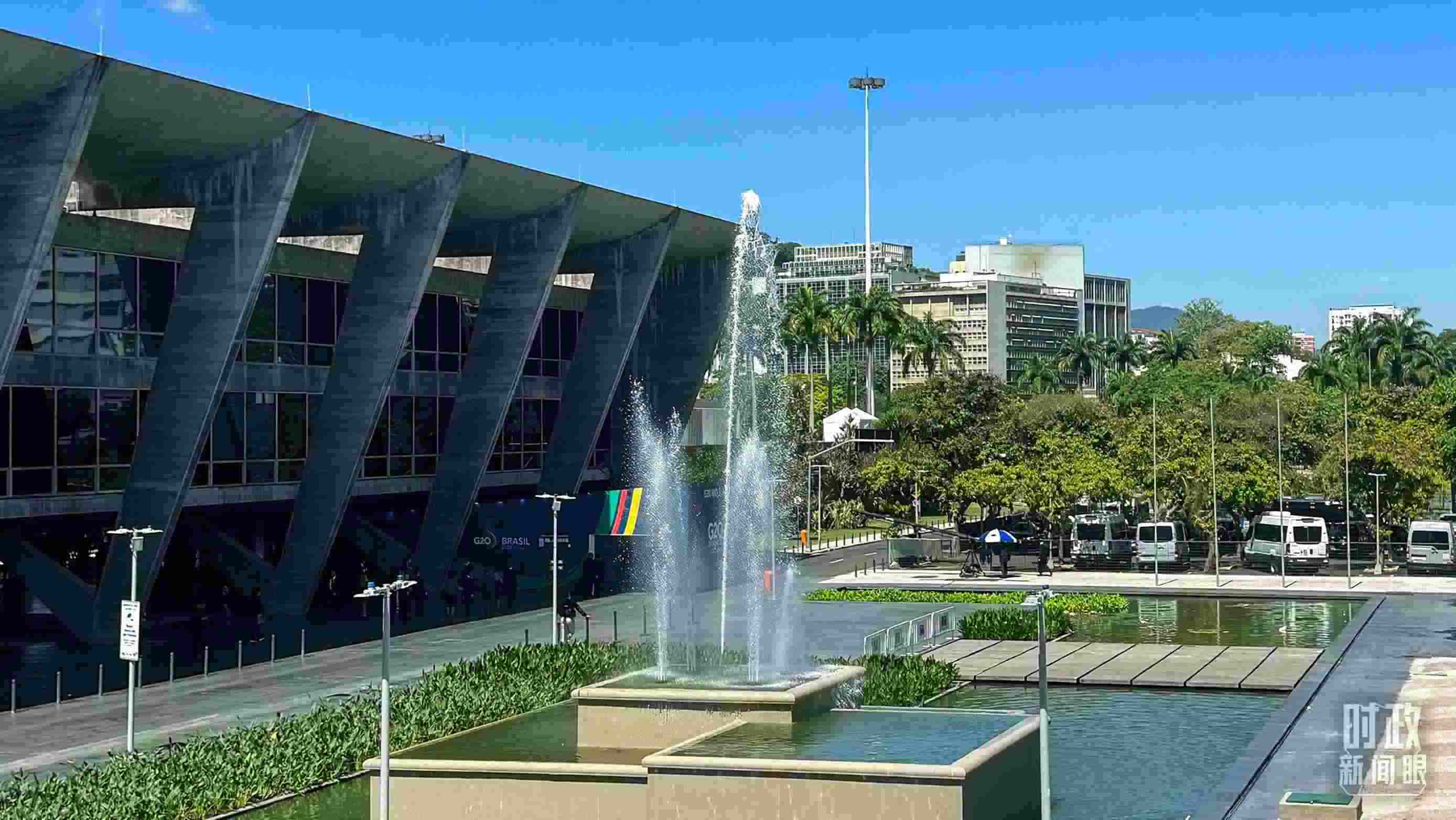 △G20峰會(huì)舉辦地，巴西里約熱內(nèi)盧現(xiàn)代藝術(shù)博物館。（總臺(tái)央視記者趙怡彬拍攝）
