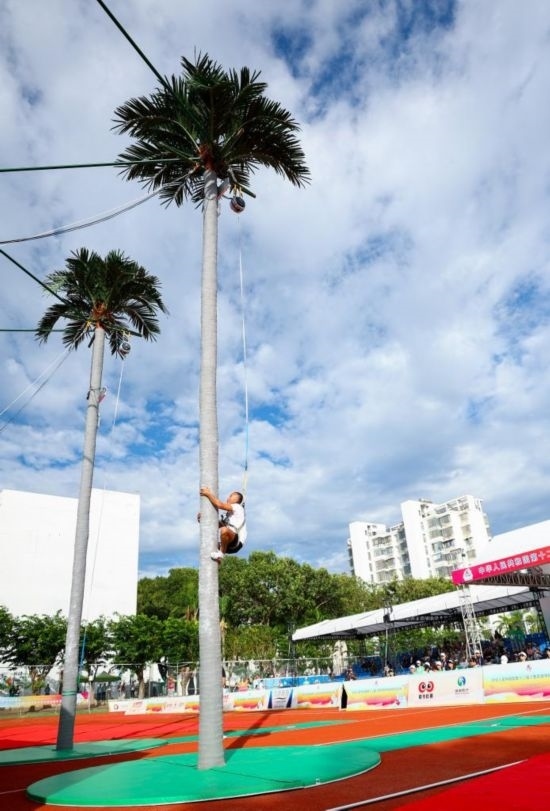 11月23日，海南隊選手曾祥天在比賽中。新華社記者 楊植森 攝