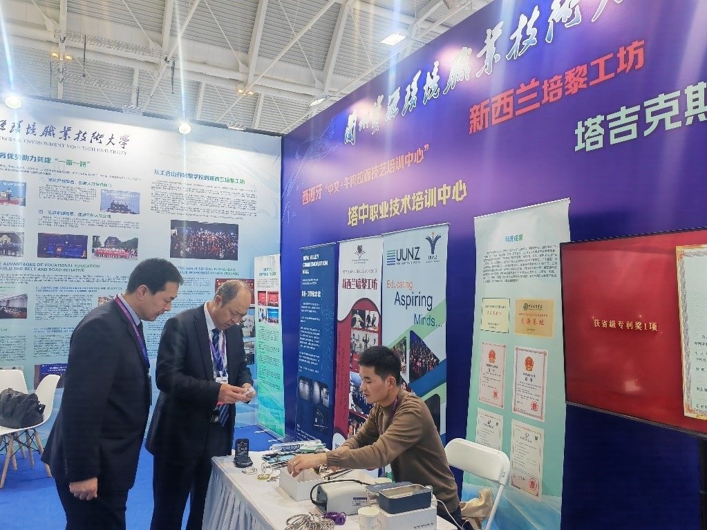 展臺現(xiàn)場。蘭州資源環(huán)境職業(yè)技術大學供圖