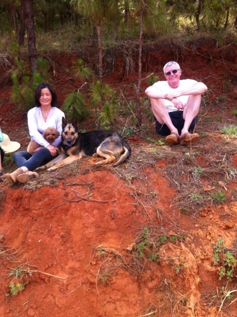 奈斯和妻子在云南東川打造了一個名叫“卡比杉”的農(nóng)場。