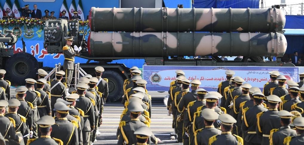 這是2024年9月21日在伊朗首都德黑蘭拍攝的閱兵式現(xiàn)場。新華社記者沙達提攝