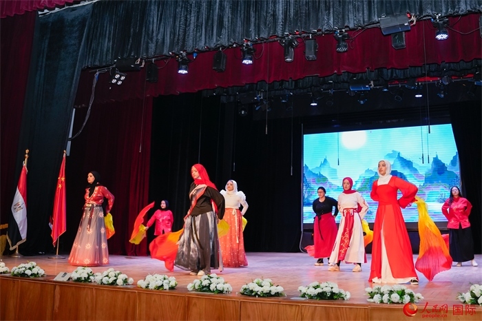 新春慶典活動現(xiàn)場。人民網(wǎng) 塔里克·易卜拉欣攝