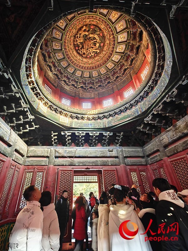 2025年1月，游客正在故宮博物院參觀。人民網(wǎng)記者 韋衍行攝