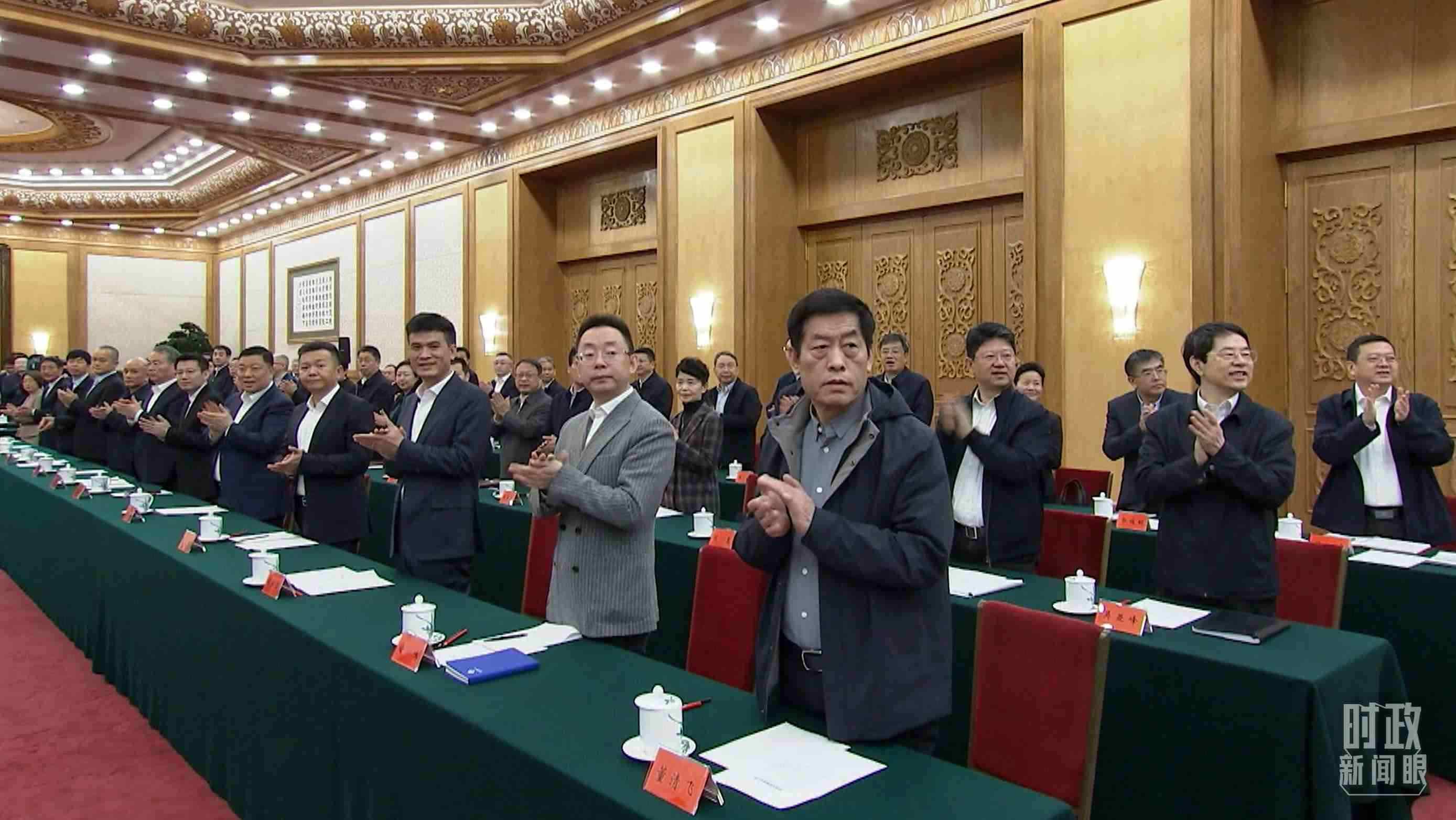 △2月17日，民營企業(yè)座談會現(xiàn)場。