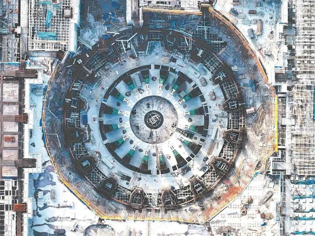 △中國(guó)科學(xué)院合肥物質(zhì)科學(xué)研究院等離子體所，緊湊型聚變能實(shí)驗(yàn)裝置（BEST）項(xiàng)目正加緊施工。