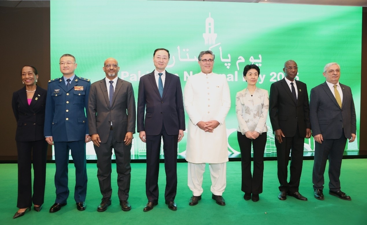 出席招待會的主要嘉賓合影。巴基斯坦駐華大使館供圖