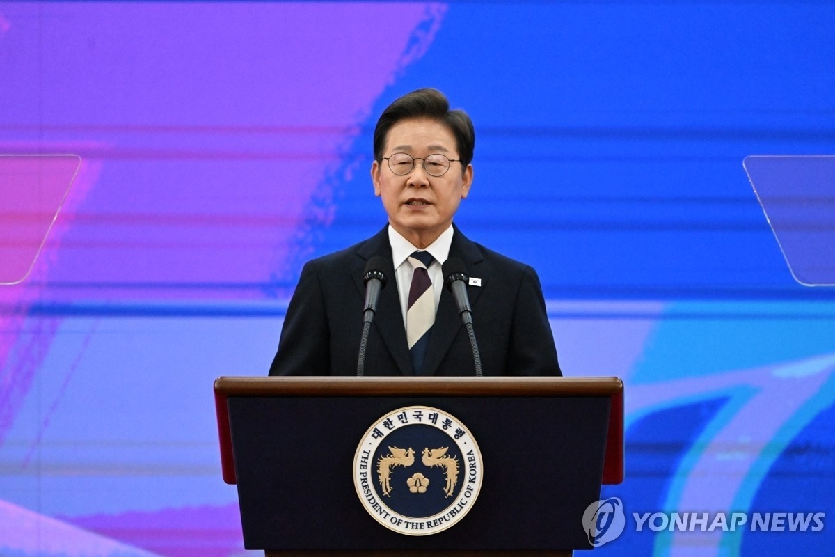 李在明4日上午在第21屆韓國總統(tǒng)就職宣誓儀式上宣誓就職。（圖片來源：韓聯(lián)社）